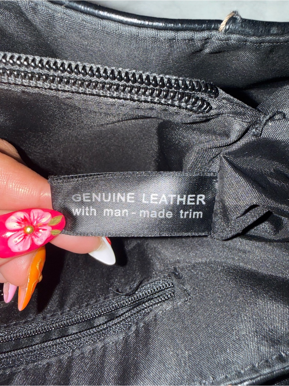 Gianni Bernini Genuine Leather Black Shoulder Bag - Picture 4 of 5